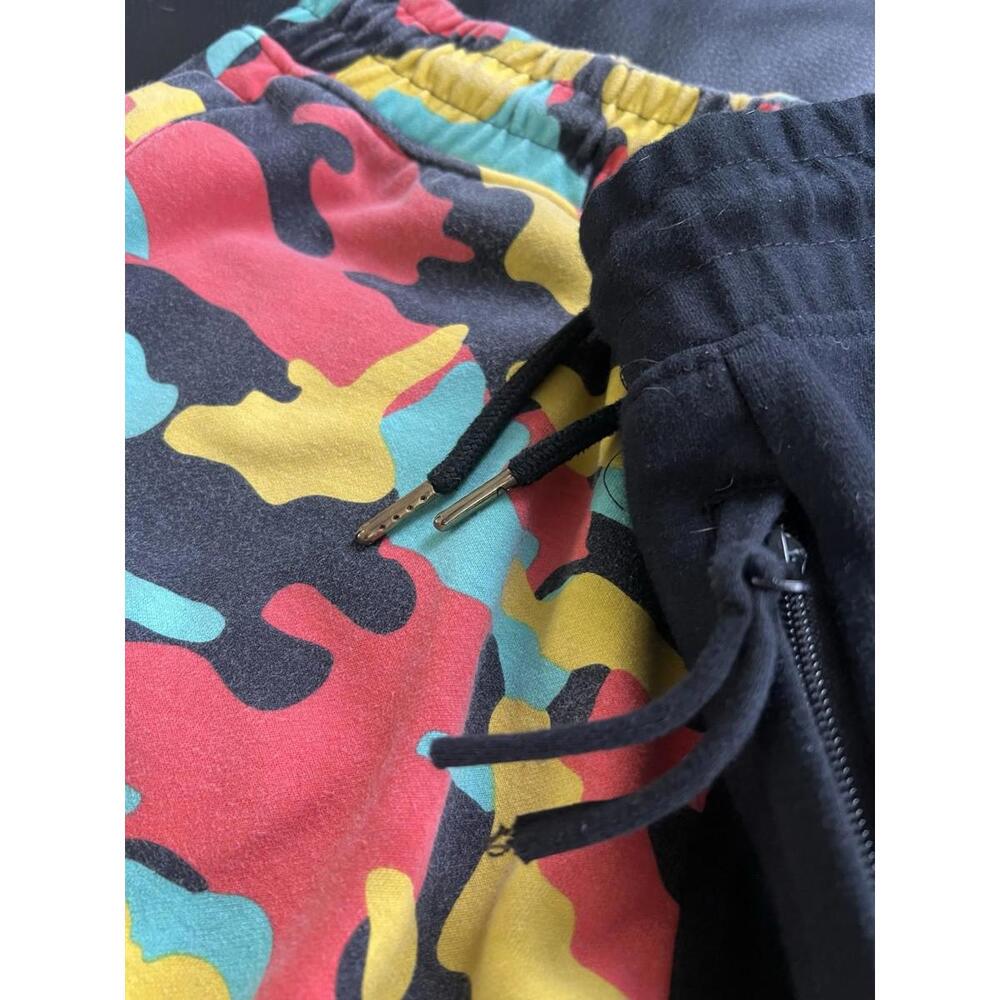 CivilizeD Mens Street Wear Sweat Pants Shorts Hip Hop Size Medium Camo Patch Hit - Picture 7 of 7
